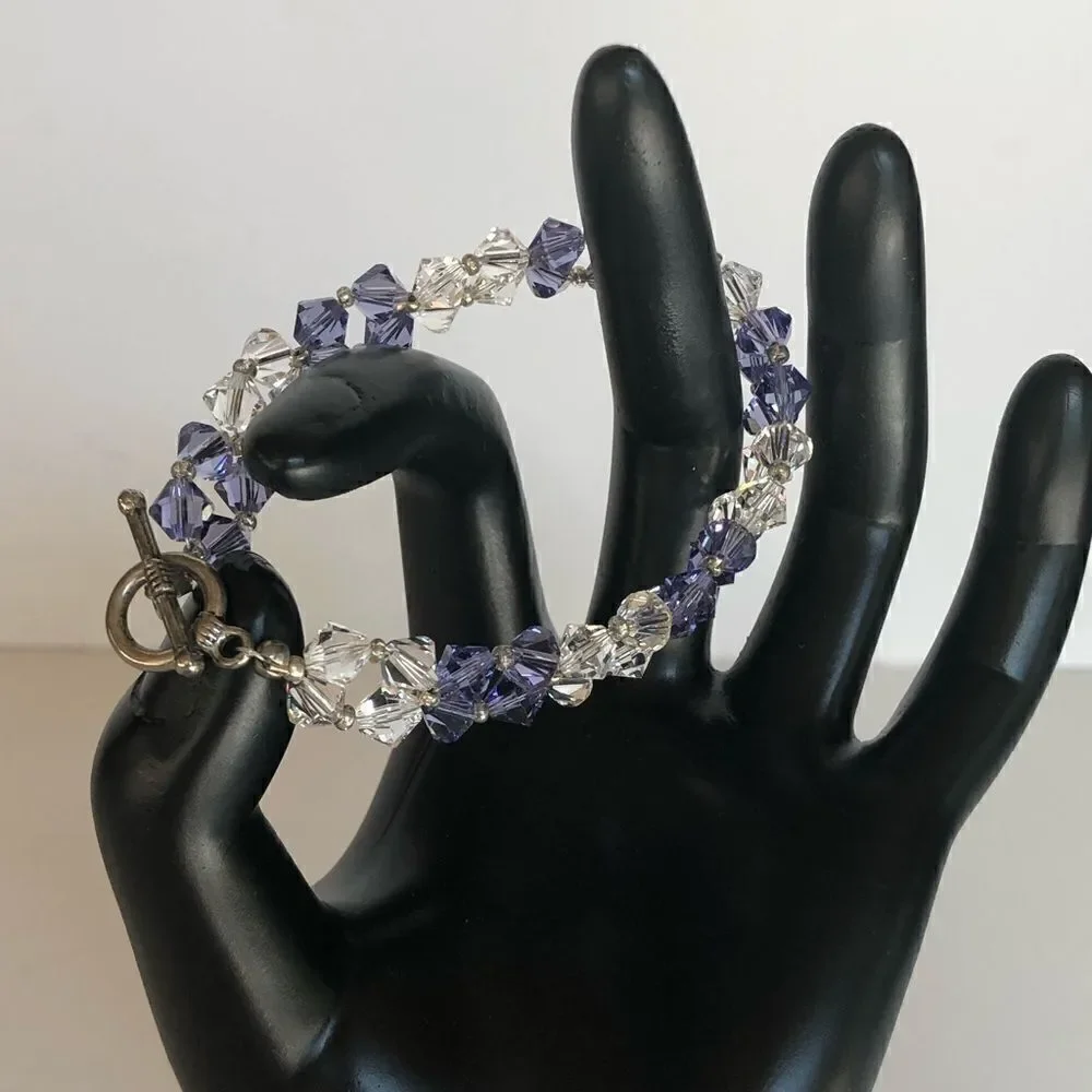 Crystal bracelet with silver tone hardware